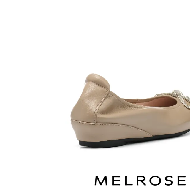 【MELROSE】美樂斯 沉穩典雅晶鑽蝴蝶結全真皮小方頭楔型低跟鞋(可可)