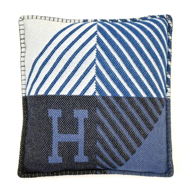【Hermes 愛馬仕】H Diagonale手工編織喀什米爾抱枕(43cm/海洋藍)