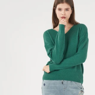 【Qiruo 奇若名品】專櫃綠色小羊毛上衣2001AA-70 保暖V領款(舒適V領造型-共四)