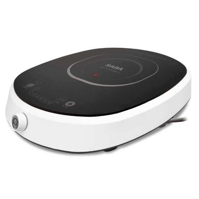 SABA 飛梭微電腦電陶爐 SA-HS03F 具備內外雙環火力設計，內環700W、外環700W，總功率達1400W，鍋具大小不受限，適合各種平底鍋具。提供9段火力選擇（200-1400W）與速熱TURBO鍵，快速升溫提升烹飪效率。頂級黑晶面板耐髒易潔，內建5種智慧烹煮功能、高溫顯示提示及過熱保護機制，旋鈕控制簡單安全，是現代家庭廚房的理想電陶爐選擇。
