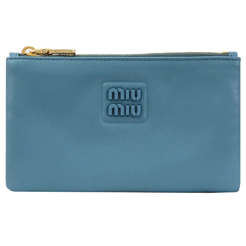 【MIU MIU】簡約經典LOGO皮革信用卡手拿包零錢包簡易短夾(天藍)