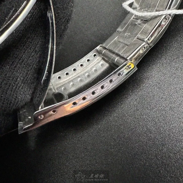 【MASERATI 瑪莎拉蒂】瑪莎拉蒂男錶型號R8853151010(黑色錶面銀錶殼銀色精鋼錶帶款)