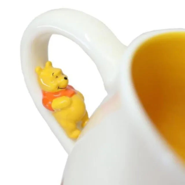 【小禮堂】Disney 迪士尼 小熊維尼陶瓷馬克杯 - 白黃蜂蜜款(平輸品)