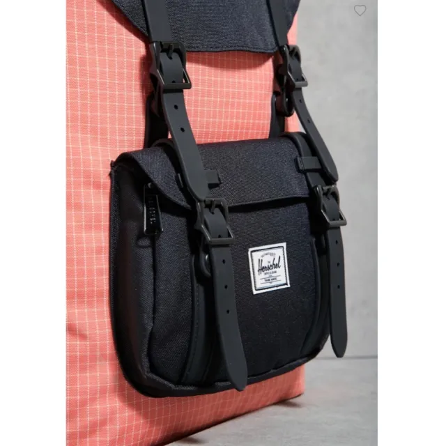 【Herschel】Little America 中型 黑色 草莓粉色 磁扣 橡膠帶 厚筆電夾層 大容量 帆布 背包 後背包