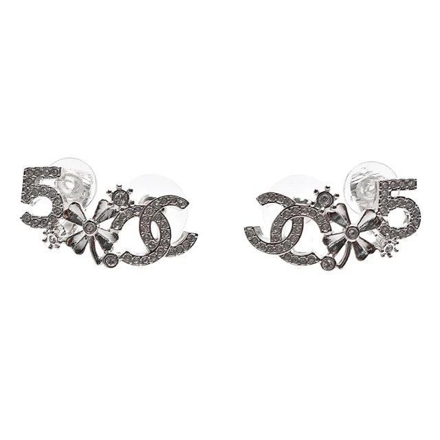 CHANEL 香奈兒 經典幸運草NO.5水鑽雙C LOGO造型耳環(銀色ABA432-ARG)