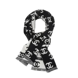 【CHANEL 香奈兒】新款滿版雙C LOGO羊毛圍巾/披肩(黑色/白色)