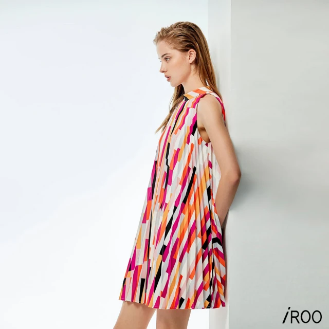 iROO 彩色幾何方塊印花洋裝
