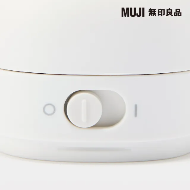 【MUJI 無印良品】震動髮梳 型號:MJ-VHB1GL 約寬10.6×深5.6×高4.5CM/含蓋