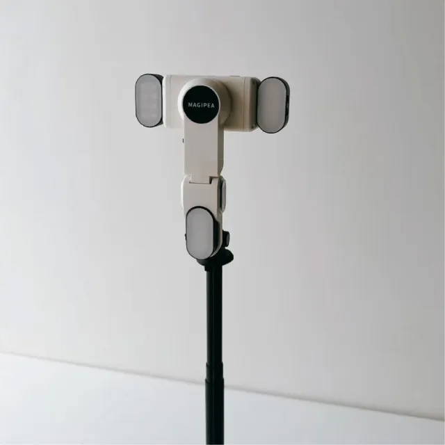 【MAGIPEA】美極品  磁吸式炫彩迷你補光燈(適用於美極品AI跟拍三腳穩定器)