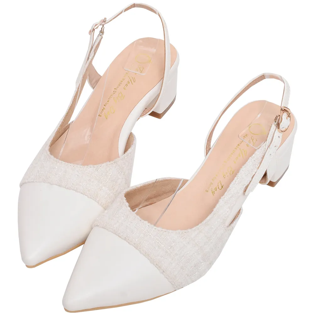 【Ann’S】寬腳版友善-小香風柔軟毛呢 性感拉帶低跟尖頭鞋4cm(白)