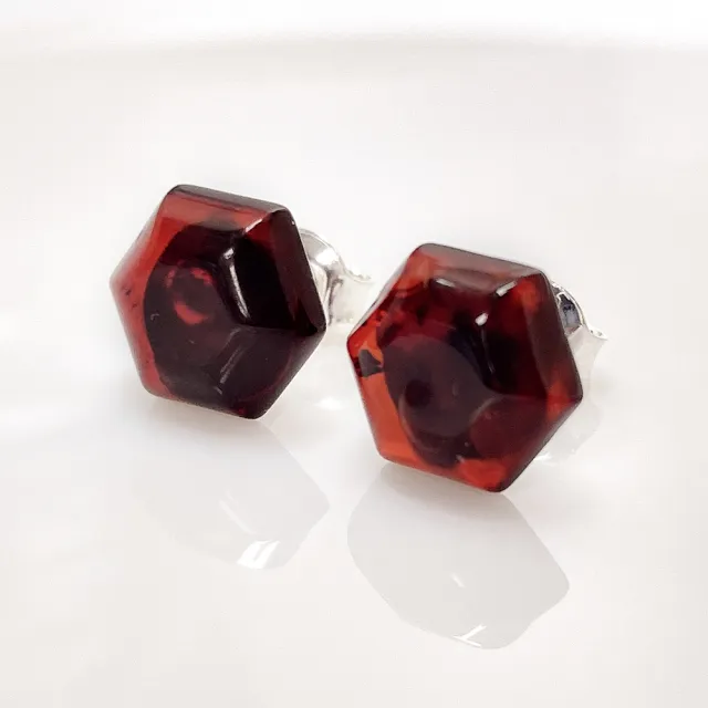 【昕頤珠寶】波羅的海六角血珀耳針