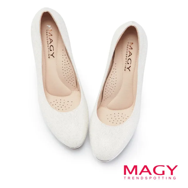 【MAGY】閃爍鑽石布面金屬花嫁高跟鞋(白色)