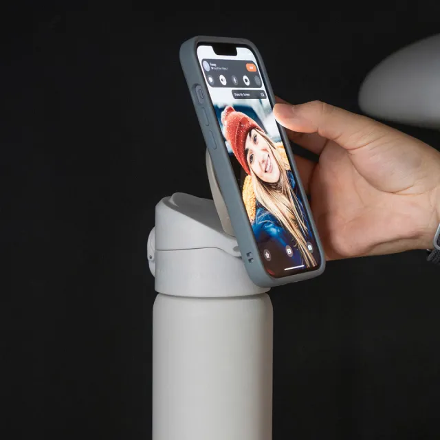 【RHINOSHIELD 犀牛盾】AquaStand磁吸水壺不鏽鋼保溫杯 700ml MagSafe兼容手機支架水壺(Snoopy系列)