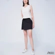 【iROO】黑色花苞皮帶經典設計短褲