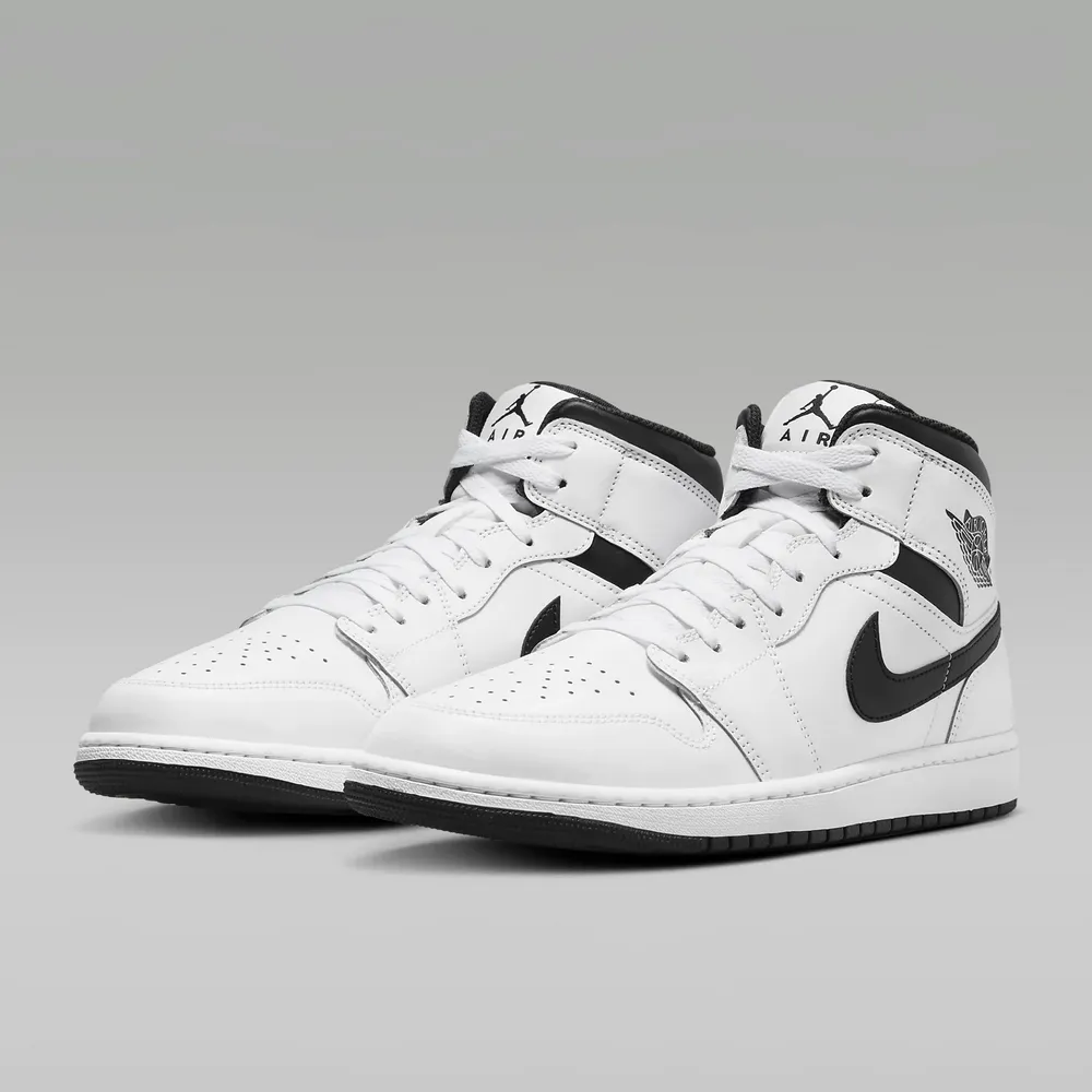 NIKE 耐吉】籃球鞋運動鞋AIR JORDAN 1 MID 男鞋白黑(DQ8426132) - momo