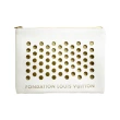 【Louis Vuitton 路易威登】LV 博物館基金會鏤空圓點手拿包(三色可選)