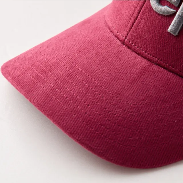 【JEEP】經典品牌LOGO刺繡棒球帽(紅色)