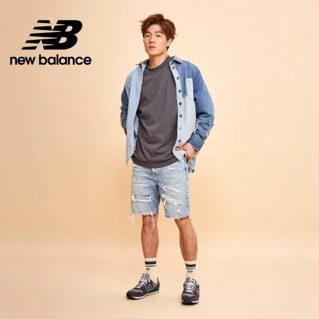 【NEW BALANCE】NB 圓領刺繡LOGO短袖上衣_男性_深灰色_AMT33560ACK(亞版 版型正常)