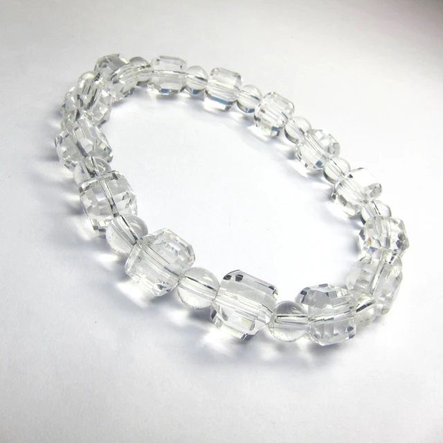 小樂珠寶小樂珠寶 高檔白水晶 手珠手鍊稀有大顆款KK08(圓珠款或造型款隨機出)