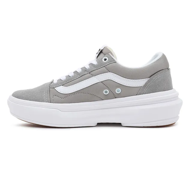 【VANS 官方旗艦】Old Skool Overt CC 男女款淺灰色滑板鞋/休閒鞋