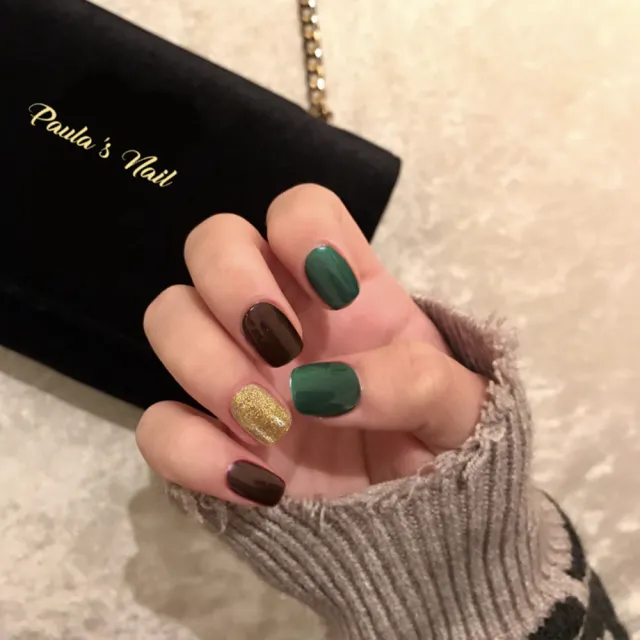 【Paula’s Nail 寶拉美甲】復古墨綠閃粉 凝膠指甲貼片(指甲貼片 光療甲片 美甲貼片)