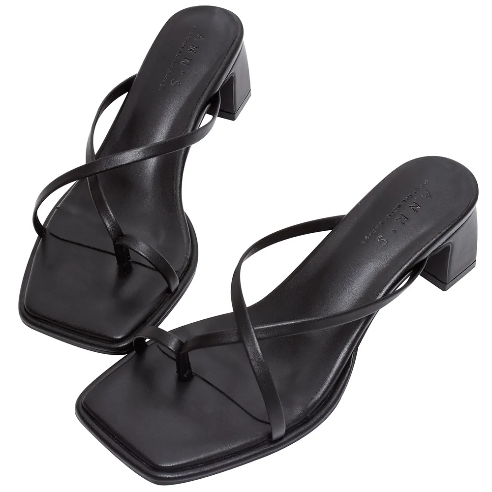 【Ann’S】美化腳版加圍邊-性感柔軟細帶粗跟方頭涼拖鞋5cm(黑)