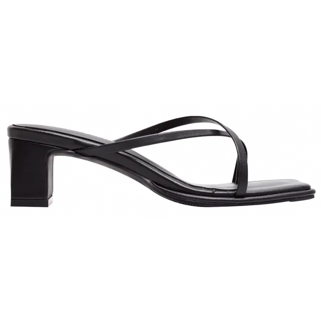 【Ann’S】美化腳版加圍邊-性感柔軟細帶粗跟方頭涼拖鞋5cm(黑)