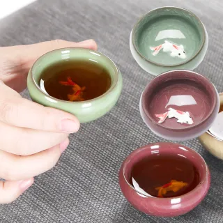 【古之茶道】冰裂紋理質感浮雕鯉魚茶杯4入(陶瓷杯 水杯 茶具 送禮 長輩 泡茶 拜拜用品 品茶 擺飾)