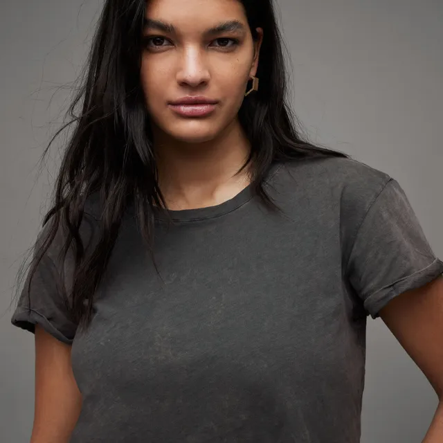 【ALLSAINTS】ANNA 簡約舒適素面反摺純棉短袖T恤-水洗黑 WM275S(常規版型)