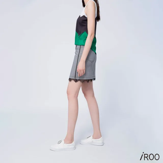 【iROO】細格紋下擺蕾絲經典設計短裙
