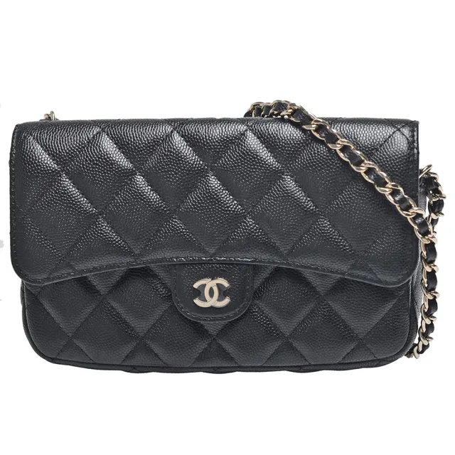 【CHANEL 香奈兒】經典金屬雙C LOGO菱格粒紋牛皮雙層斜背包(黑AP2096C-BLK-GP)