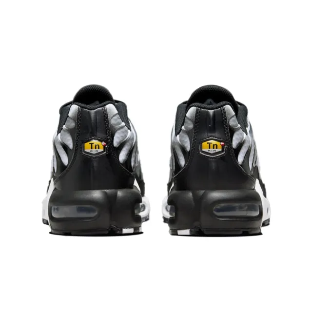 【NIKE 耐吉】運動鞋 休閒鞋 男鞋 AIR MAX PLUS Black Metallic Silver 黑 白 銀(DM0032003)