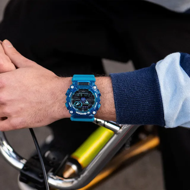 【CASIO 卡西歐】G-SHOCK 炫彩音浪 工業風雙顯手錶-科技藍 送禮 禮物 推薦(GA-900SKL-2A)