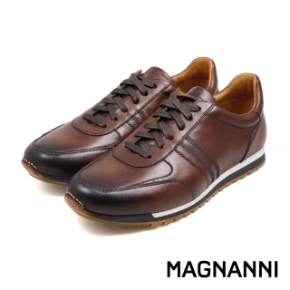 【MAGNANNI】西班牙壓線造型綁帶休閒鞋 摩卡棕(22653-MBR)