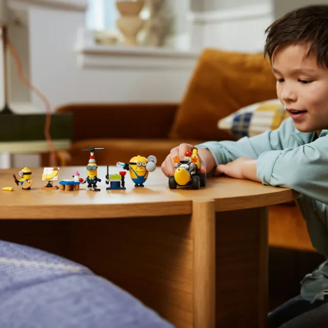 【LEGO 樂高】Minions 75580 小小兵和香蕉車(神偷奶爸4 趣味玩具)