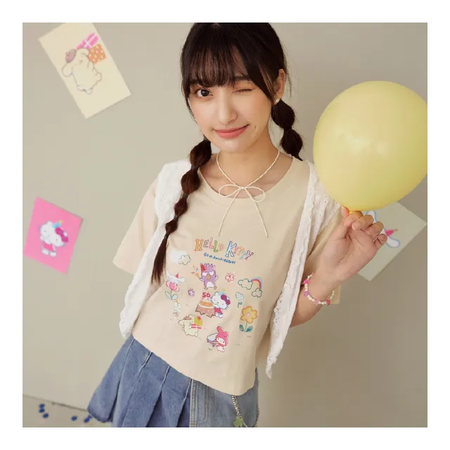 【OB 嚴選】KITTY50週年純棉家族慶祝印花短版TEE 《IK0028》