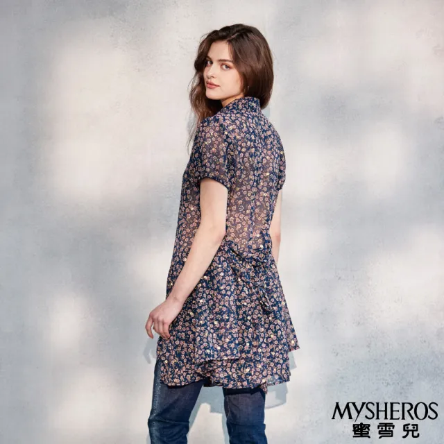 【MYSHEROS 蜜雪兒】長版襯衫上衣 翻領排釦設計 滿版碎花印花 綁帶修身兩穿(丈青)