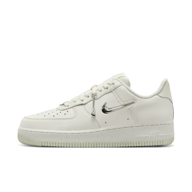 【NIKE 耐吉】運動鞋 休閒鞋 女鞋 W AIR FORCE 1 07 NN SE 米白 金屬 銀勾 皮革 AF1 低筒(FN8540100)