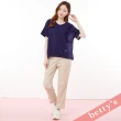 【betty’s 貝蒂思】多邊形鏤空蕾絲拼桃領短袖T-shirt(深藍)