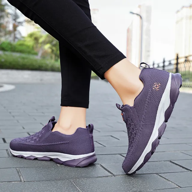 【HAPPY WALK】套腳健步鞋/立體棋盤格飛織套腳舒適休閒健步鞋(紫)