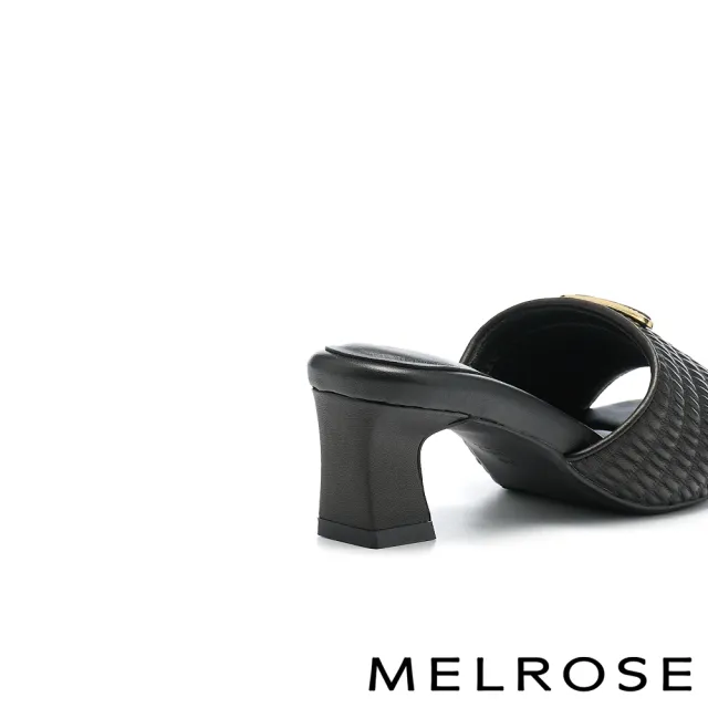 【MELROSE】美樂斯 率性飾釦寬帶壓紋羊皮方頭高跟拖鞋(黑)