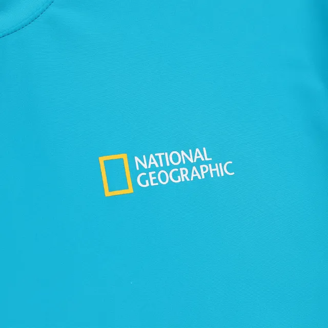 【National Geographic 國家地理官方旗艦】男女同款 圖案短袖衝浪衣 - 深藍色