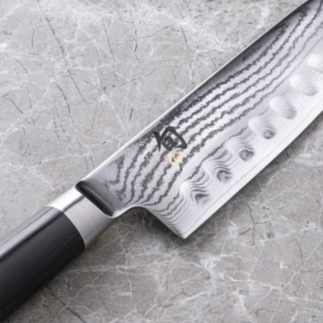 【KAI 貝印】旬 Shun Classic 日本製高碳鋼高級波紋牛刀  主廚刀 20cm DM-0719(菜刀 高品質 切魚肉 料理刀)