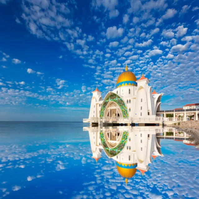 【吉航嚴選】馬來西亞驚喜大紅花海上泳池度假VILLA-纜車漫遊雲頂體驗五星渡假享受6日-馬來西亞航空