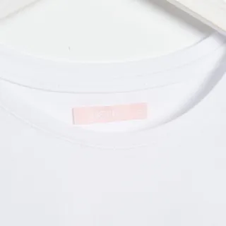 【SOMETHING】女裝 剪裁繡印花短袖T恤(白色)