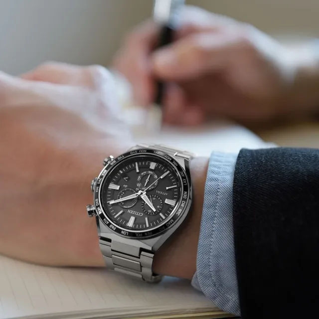 【CITIZEN 星辰】光動能鈦金屬 萬年曆電波錶 41.1mm(CB5966-69E 禮物推薦)