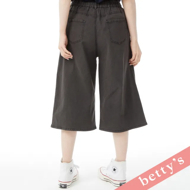 【betty’s 貝蒂思】腰鬆緊逗號刺繡牛仔七分寬褲(黑色)