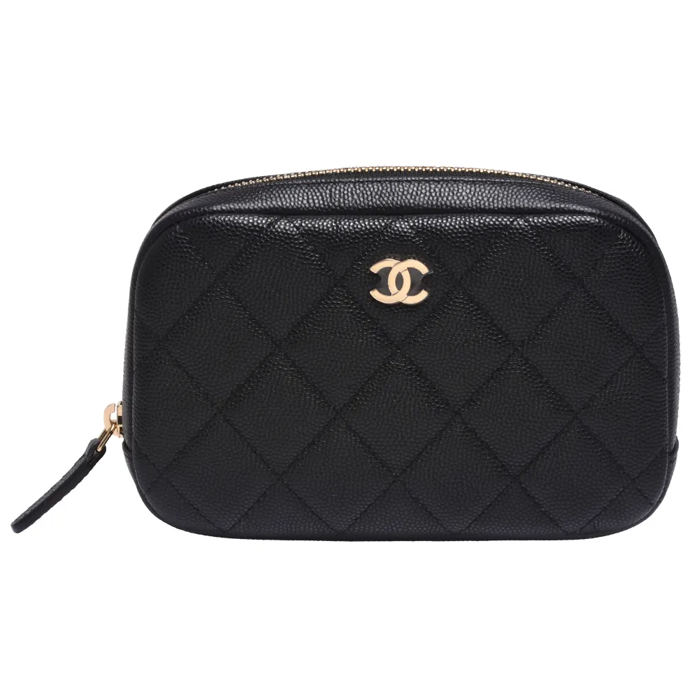 【CHANEL 香奈兒】經典雙C LOGO菱格粒紋牛皮拉鍊化妝包(黑色80909C-BLK-GP)