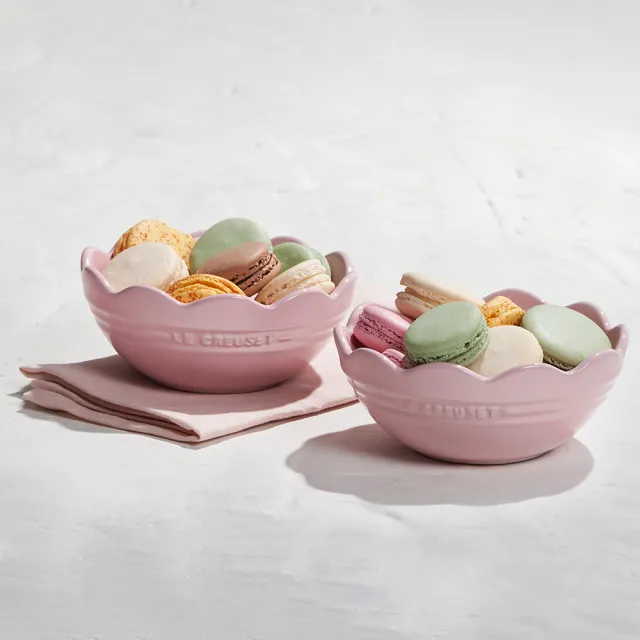 【Le Creuset】瓷器蕾絲花型碗14cm(冰川綠/薰衣草 2色選1)