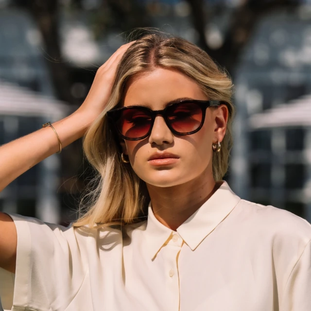 Oakley SUTRO LOW BRIDGE FIT(亞洲